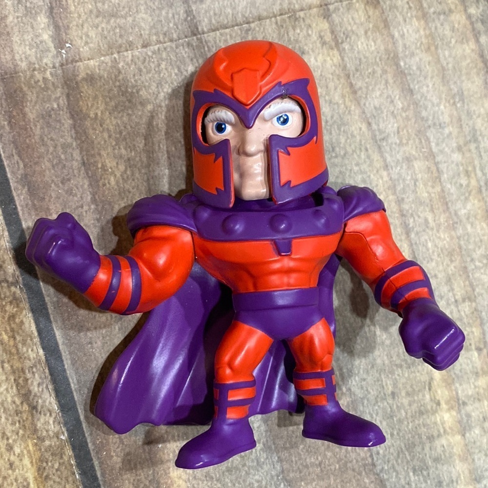 Magneto - Metals Die-Cast 4" Figure by Jada Toys, Marvel's X-Men,
